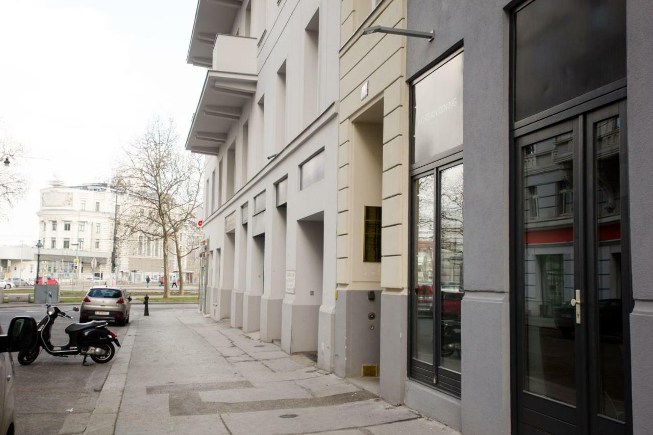 Studio Apartments Urania - Mai'S Apartments Bécs Kültér fotó